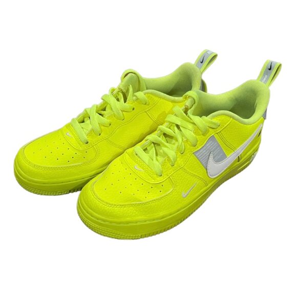 AIR FORCE 1 LV8 UTILITY VOLT - Mens 5.5; Womens 7 - Picture 2 of 5